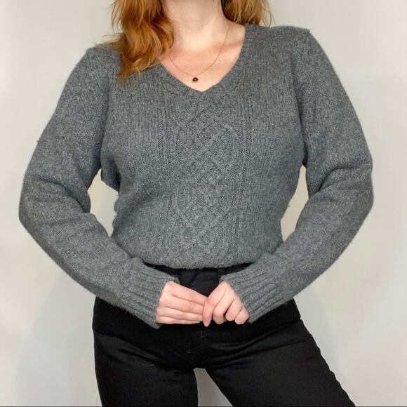 Vintage 90s Eddie Bauer XL Gray Heavy Wool & Angora Cable Knit V Neck Sweater - Picture 5 of 11